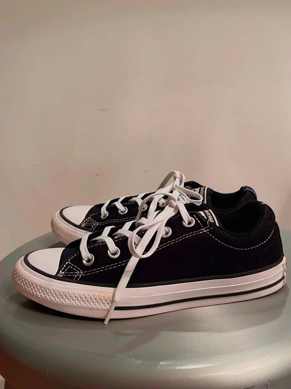 Converse Chuck Taylor All Star Unisex Low Top Black Canvas Sneakers Kids Size 4Y